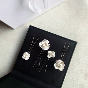 Bridal Floral Hair Pin Set, Porcelain Clay Flower Pins, Wedding Hair Accessory, Ivory Ceramic Hair Piece image 7