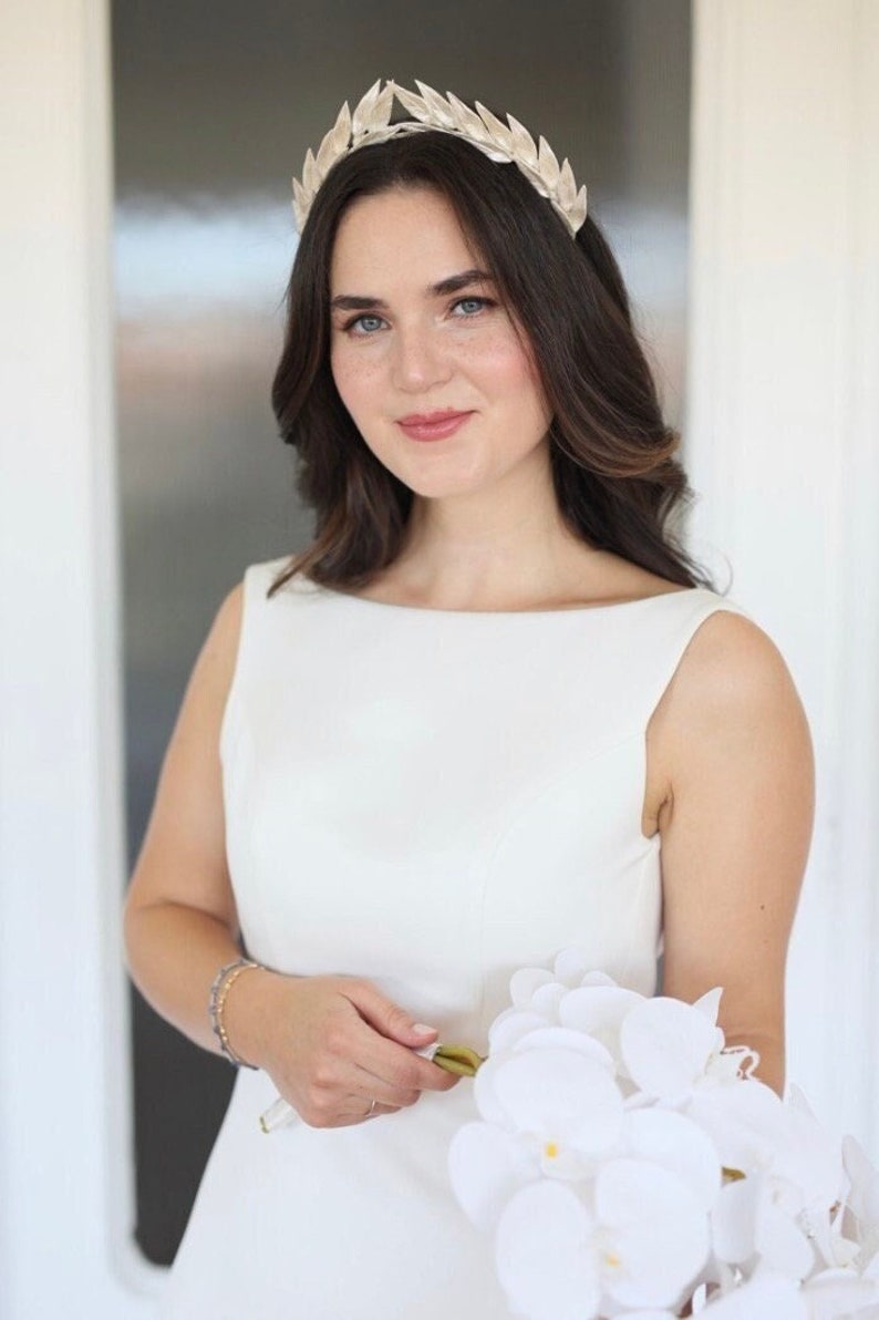 Diadema nupcial de hoja de laurel blanca, tocado de boda griego hecho a mano imagen 1