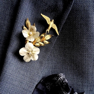 Wedding Accessory for Him, Floral Boutonniere, Gift for Dad