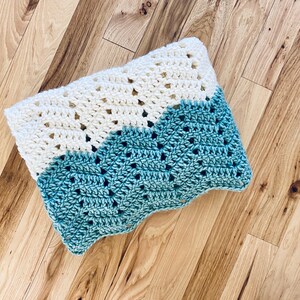 PDF Crochet Pattern Basic Chevron Blanket image 2