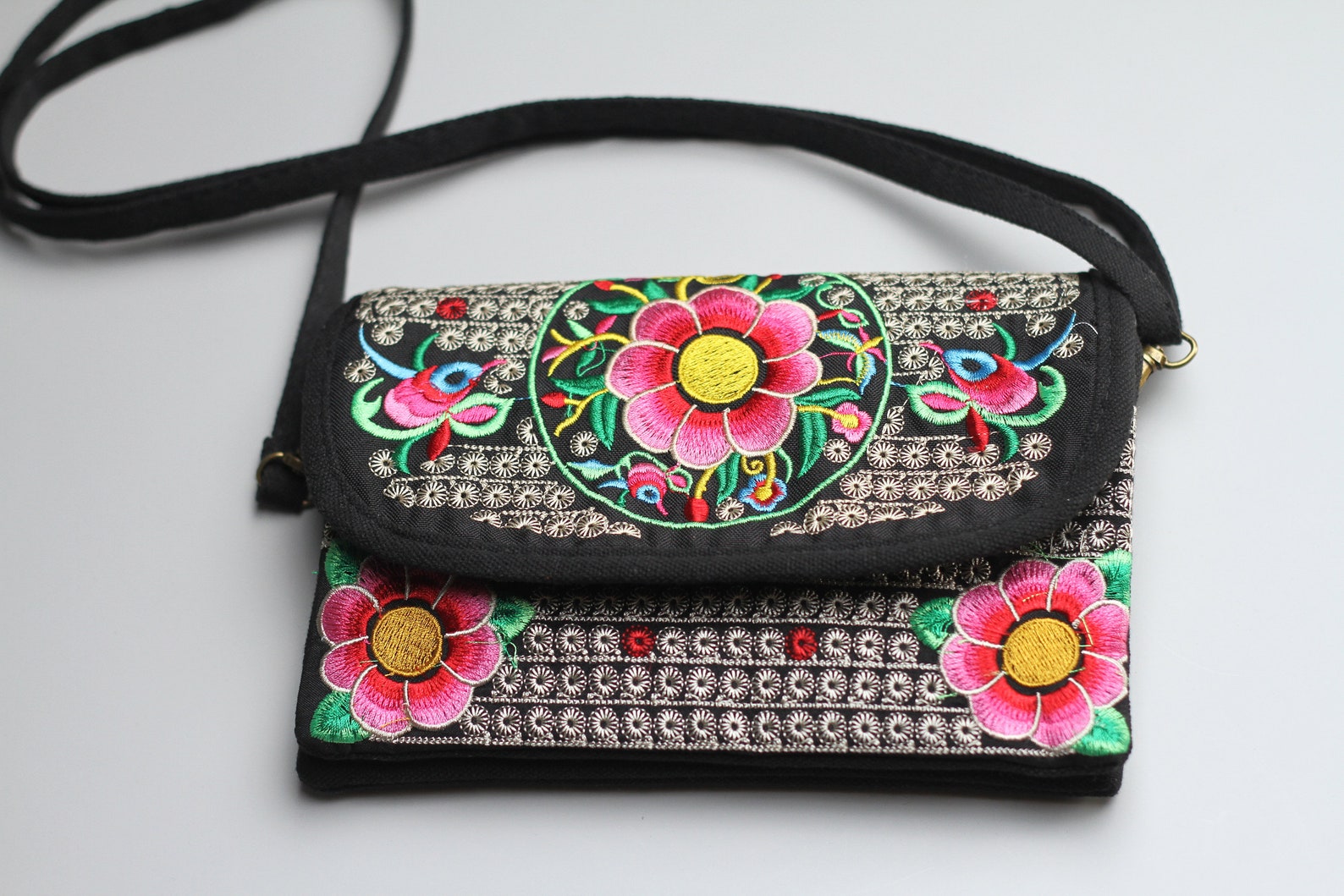 Traditional Floral Embroidered Mexican Wallet Purse Artisanal - Etsy
