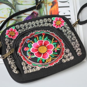 Traditional Floral Embroidered Mexican Wallet Purse, Artisanal Mexican ...