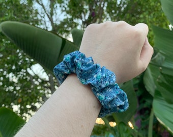 blue with dark blue and white flowers scrunchies l thin and thick elastic scrunchies