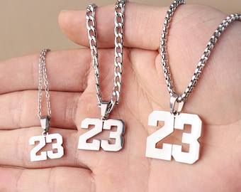 Pendentif chiffre sportif, collier chiffre de joueur de baseball • Collier chiffre personnalisé pour garçon • Cadeau joueur de baseball • Colliers chiffre homme