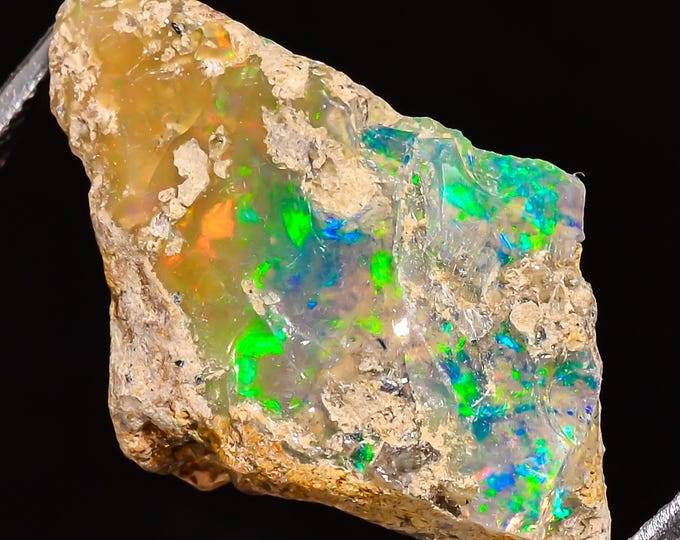 Excellent Top Grade Quality 100% Natural Welo Fire White Ethiopian Opal Rough Loose Gemstone For Making Jewelry 26X16X10 MM 16.Cts. OM12-31