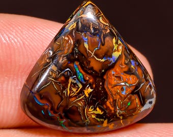 Natural Koroit Boulder Opal Cabochon: Heart Shape Gemstone, 11.00 Cts