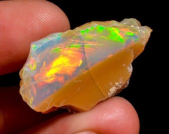 Natural Ethiopian Opal rough - 29X17X13 MM 30.50 Cts. KR47-48