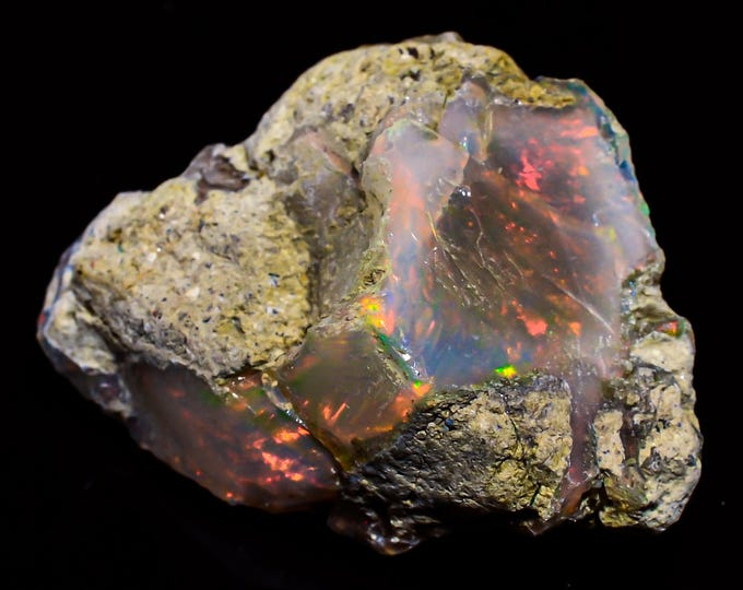 Natural Ethiopian Opal rough ,25X18X10 MM 19.05 Cts. KR03-81