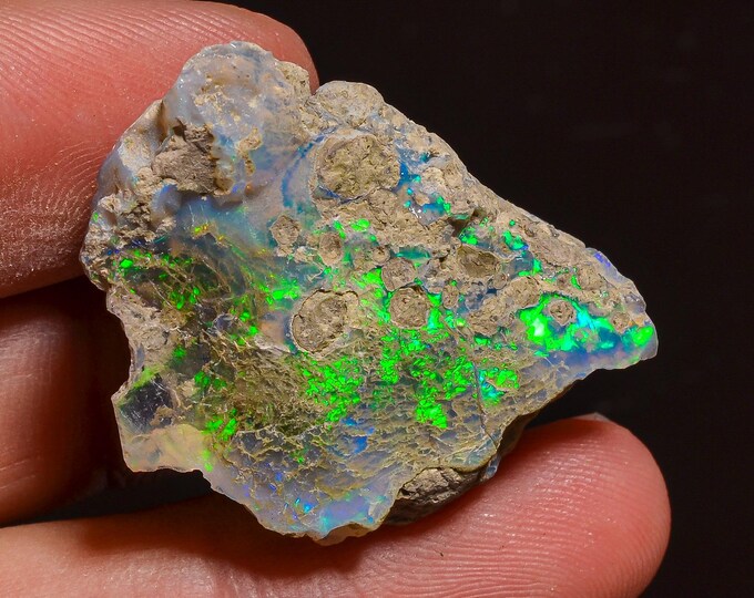 Excellent Top Grade Quality 100% Natural Welo Fire Ethiopian Opal Fancy Rough Loose Gemstone For Making Jewelry 30X21X14MM 32.00 Cts KR58-15
