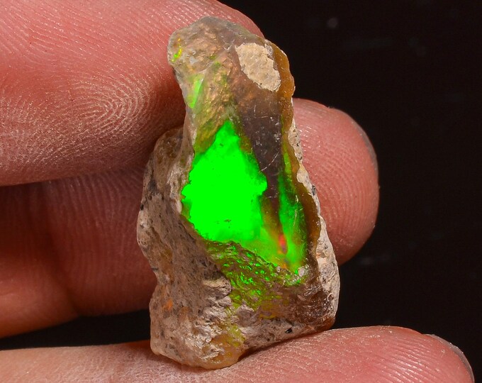 Gorgeous Top Grade Quality 100% Natural Welo Fire Ethiopian Opal Fancy Rough Loose Gemstone For Making Jewelry 25X15X11 MM 20.50 Cts KR58-20