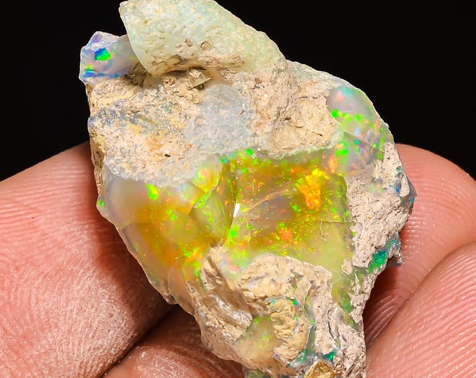 23.5 Cts. 100% Natural Welo Fire Ethiopian Opal Rough Loose Gemstone 26x18x14 MM