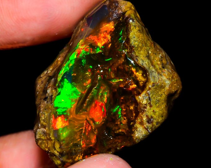 Opal Rough Gemstone, Natural Crystal Opal Rough,Welo Fire Crystal Opal, Flashy Fire Specimens Ethiopian Opal Raw, Oil Opal Rough,33.00 Cts.
