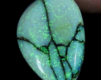 Color Changing Monarch Opal Cabochon: Multi Fire Sterling Opal (6.90Cts, 14x20x04mm)
