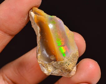 Welo Fire Ethiopian Opal Rough Gemstone: Jewelry Making (34X18X17MM, 33.50 Cts.)
