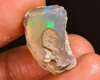 Welo Fire Ethiopian Opal Rough Gemstone: Jewelry Making (18X15X10 MM, 14.00 Cts.)