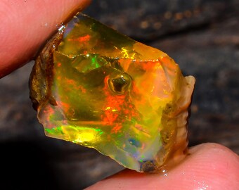 Opal Rough Gemstone, Natural Crystal Opal Rough,Welo Fire Crystal Opal, Flashy Fire Specimens Ethiopian Opal Raw, Oil Opal Rough, 08.00 Cts.