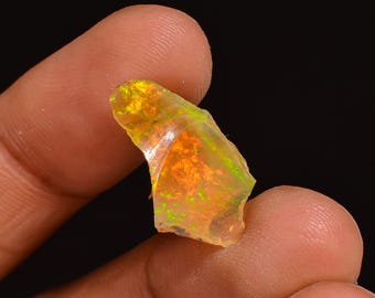 Welo Fire Ethiopian Opal Rough Gemstone: Jewelry Making (18X11X9 MM, 06.50 Cts.)