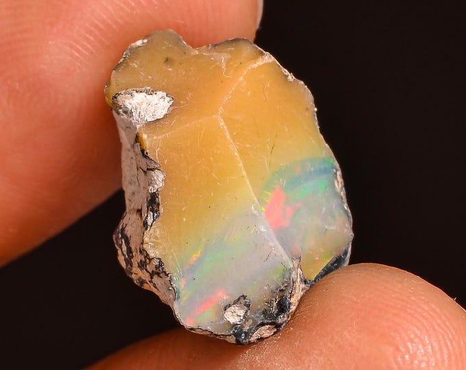 Splendid Top Grade Quality 100% Natural Welo Fire Ethiopian Opal Rough Loose Gemstone For Making Jewelry 18X13X11 MM 09.50 Cts. KR61-93