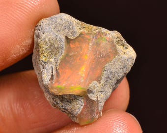 Welo Fire Ethiopian Opal Rough Gemstone: Jewelry Making (19X16X9 MM, 11.50 Cts.)