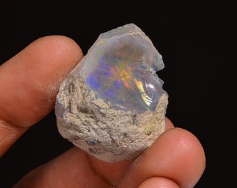 Ethiopian Opal Rough Gemstone: Natural Fire Opal for Jewelry Making (30.00 Cts, 28X24X13MM)