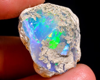 Ethiopian Welo Fire Opal Rough : Natural Raw Gemstone Crystal (28.00 Cts.)