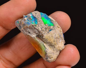 Welo Fire Ethiopian Opal Rough Gemstone: Jewelry Making (29X18X10 MM, 24.50 Cts.)