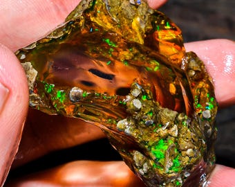 Opal Rough Gemstone, Natural Crystal Opal Rough,Welo Fire Crystal Opal, Flashy Fire Specimens Ethiopian Opal Raw, Oil Opal Rough,108.50 Cts.