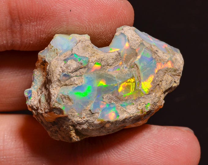 Ethiopian Opal rough - 32X23X16 MM 45.00 Cts KR58-4