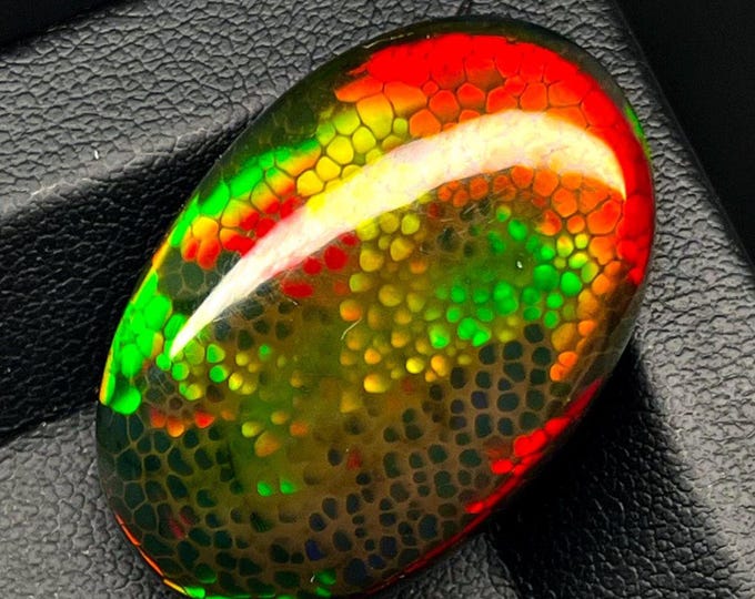 Ethiopian Welo Fire Opal Oval Cabochon 35 Ct Natural Honeycomb Pattern Gemstone for Jewelry Making 32x22x15 mm