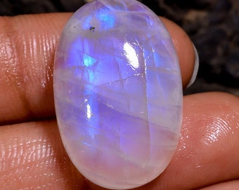 Immaculate Top Grade Quality 100% Natural Rainbow Moonstone Oval Shape Cabochon Loose Gemstone For Making Jewelry 24X16X9MM 30.50 Ct KR38-63