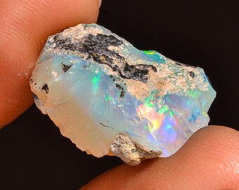 Welo Fire Ethiopian Opal Rough Gemstone: Jewelry Making, 8.50 Cts