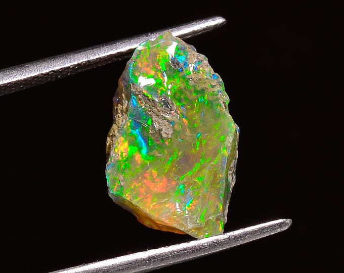 Natural Ethiopian Opal rough ,15X10X8 MM 04.50 Cts.KR24-03