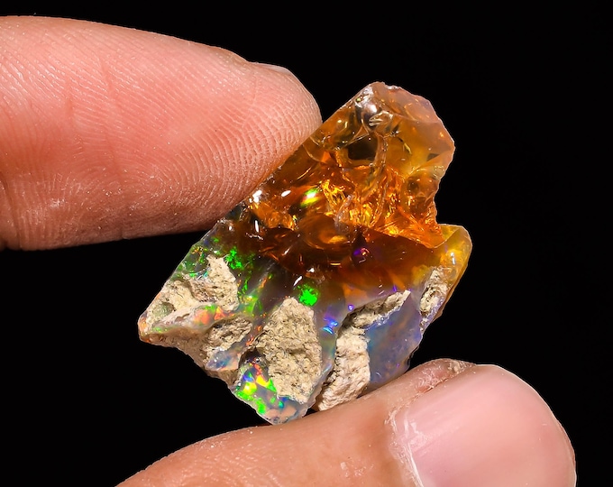 Natural Ethiopian Opal rough ,25X16X15 MM 15 Cts. KR14-40
