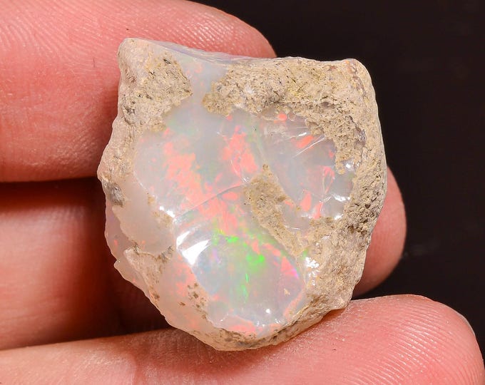 Ethiopian Opal rough - 21X21X19MM 38.00 Cts KR58-6