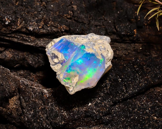 Natural Ethiopian Opal rough ,22x17x11 MM 13.85 Cts. KR14-65
