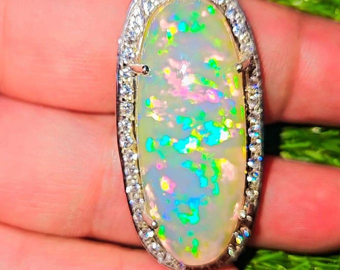 Ethiopian Natural Opal Pendant Genuine Natural AAA Grade Opal large Crystals and Healing Stones, Opal Pendant Make in Silver With Moissanite