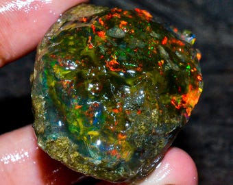 Welo Fire Opal Rough: Natural Ethiopian Crystal Gemstone (136.00 Cts)