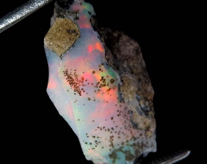 Natural Ethiopian Opal rough ,11X20X06 MM 5.20 Cts. MS06-52