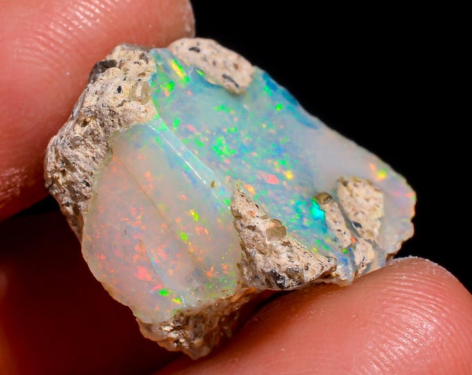Natural Ethiopian Opal rough - 17X16X9 MM 13.00 Cts. KR46-85