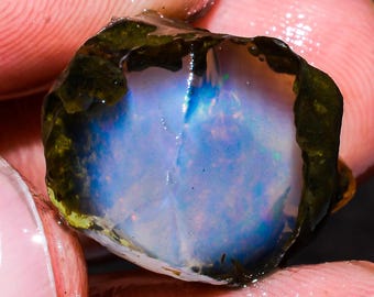 Welo Fire Opal Rough Gemstone: Ethiopian Crystal Specimen, 18.50 Cts