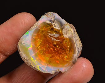 Ethiopian Welo Fire Opal Rough Gemstone: Jewelry Making (53.50 Cts, 28X26X18MM)