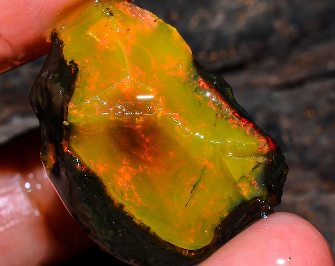 Opal Rough Gemstone, Natural Crystal Opal Rough,Welo Fire Crystal Opal, Flashy Fire Specimens Ethiopian Opal Raw, Oil Opal Rough, 21.50 Cts.