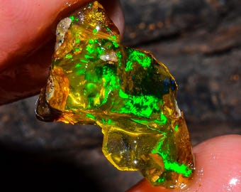 Opal Rough Gemstone, Natural Crystal Opal Rough,Welo Fire Crystal Opal, Flashy Fire Specimens Ethiopian Opal Raw, Oil Opal Rough, 06.00 Cts.
