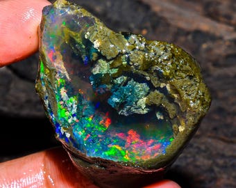 Opal Rough Gemstone,Natural Crystal Opal Rough,Welo Fire Crystal Opal, Flashy Fire Specimens Ethiopian Opal Raw, Oil Opal Rough, 131.00 Cts.