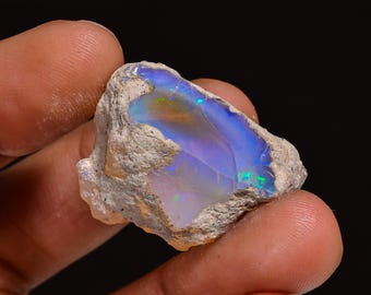 Welo Fire Ethiopian Opal Rough Gemstone: Jewelry Making (26X19X15 MM, 32.00 Cts.)