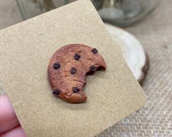 Chocolate chip cookie pin badge - brooch - cookies for Santa - food - novelty - Christmas