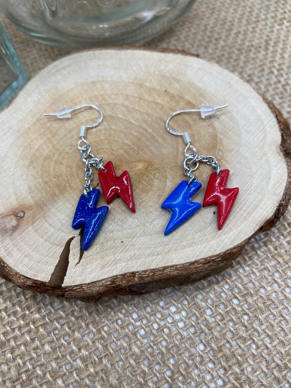 Lightning bolt drop earrings deals