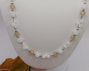 Kette, Perlenkette weiß grau, Silberkette mit Polaris Perlen, Statement Kette, Perlenschmuck modern, Unikat Weihnachtsgeschenk