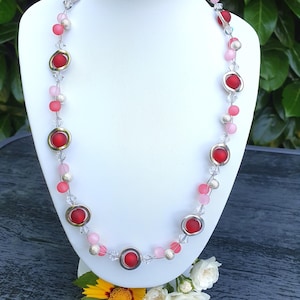 Kette rot, rosa, rose, Perlenkette , Silberkette mit Polaris Perlen, Statement Kette, Perlenschmuck modern, Unikat Weihnachtsgeschenk