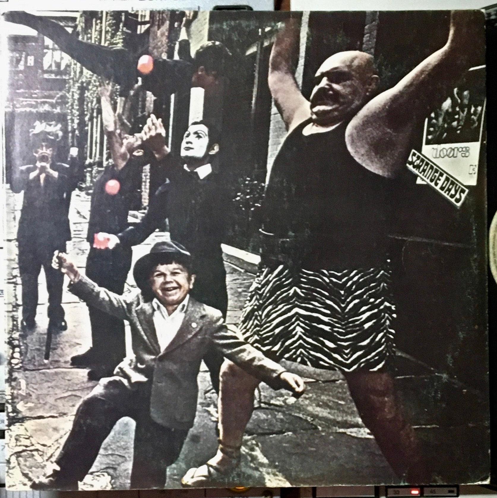 美盤 USオリジナル 手書マトドアーズ Doors Strange Days Doors - Strange Days - Amazon.com Music